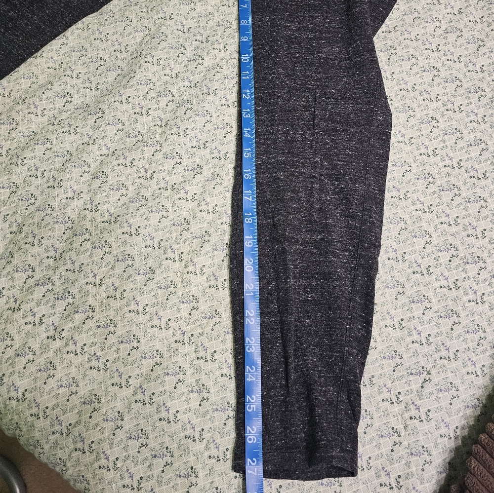 CALIA by Carrie Underwood Gray Textured Jogger Pants - Picture 5 of 9